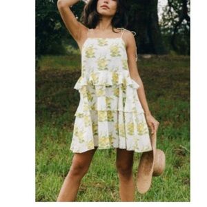 🌸💛💚$198 Medium NWOT Cousin The Label Linen Tiered Floral Dress💛💚🌸